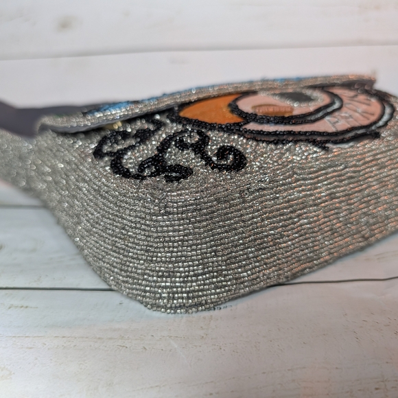 America & Beyond Express Elegant Beaded Paris Shoulder Bag - Picture 2 of 5